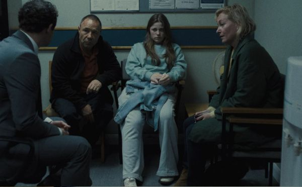 Adolescence Screenshot 2